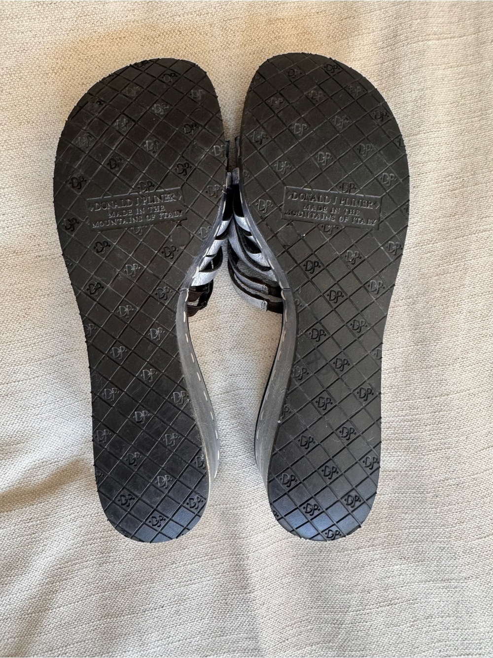 Donald J Pliner Siena Silver/Pewter Metallic Leather Platform Slide Sandals 9 - Picture 7 of 11